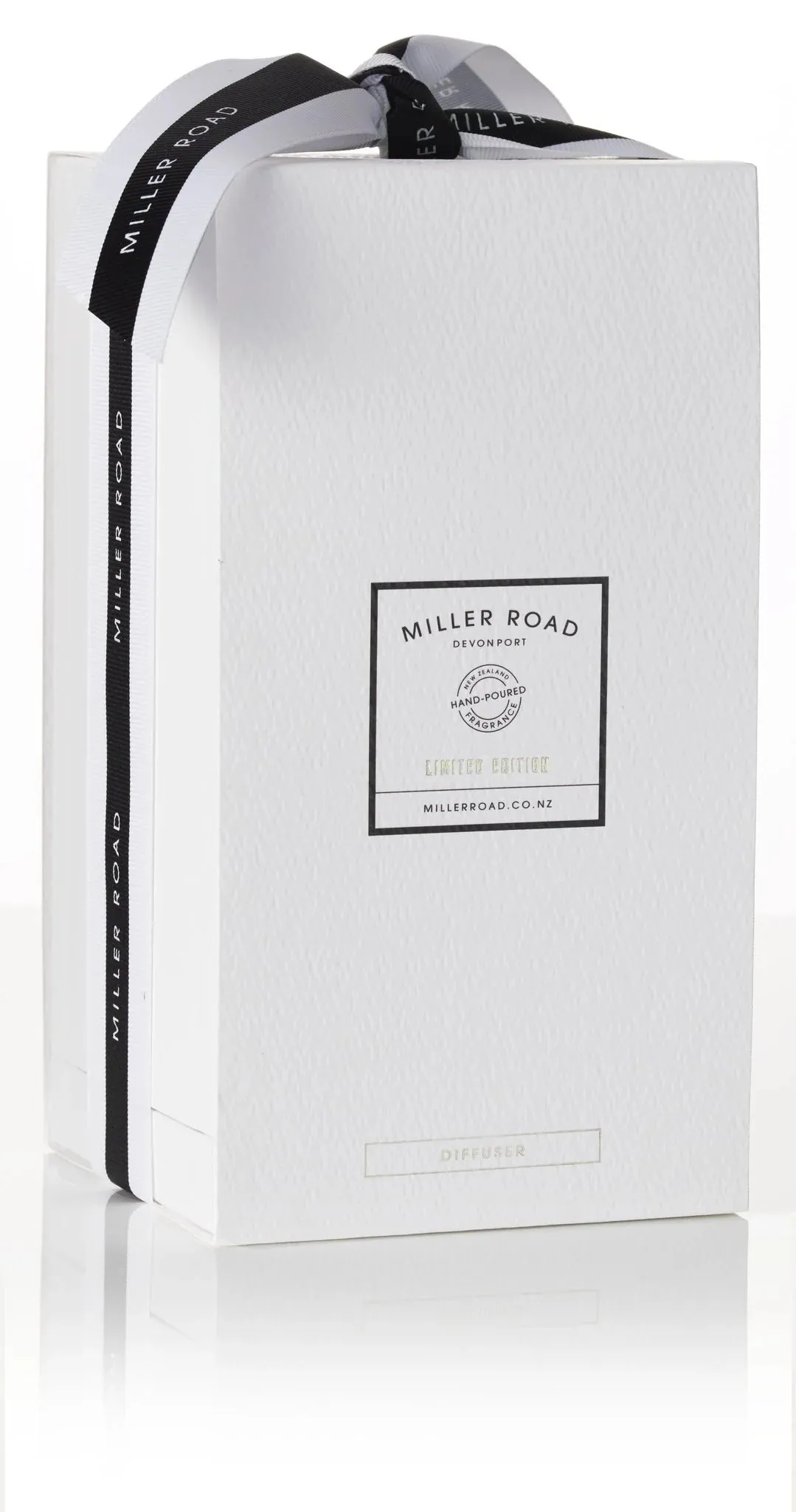 MILLER ROAD White Luxury Diffuser  -  Lodge