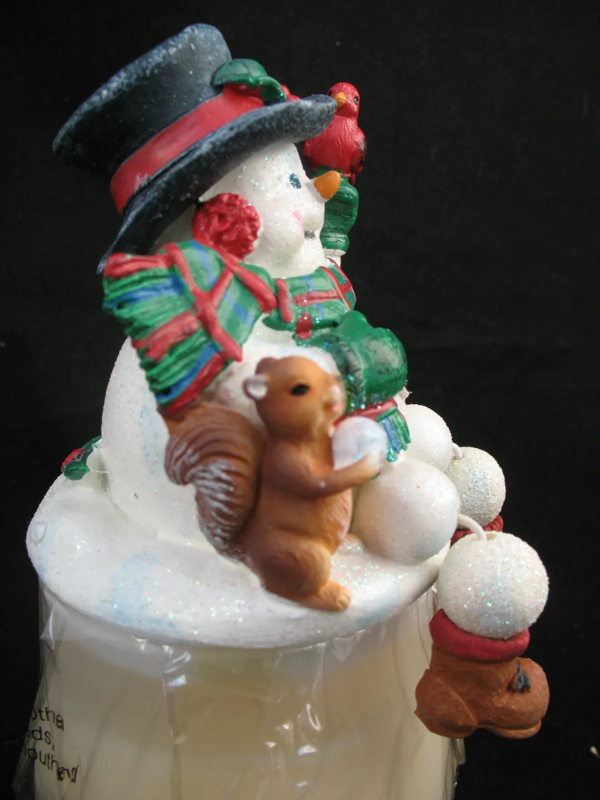 NEW AVON Christmas Holiday WINTER SNOWMAN Figurine SCENTED Perfume CANDLE GLASS JAR Box Candles Decors
