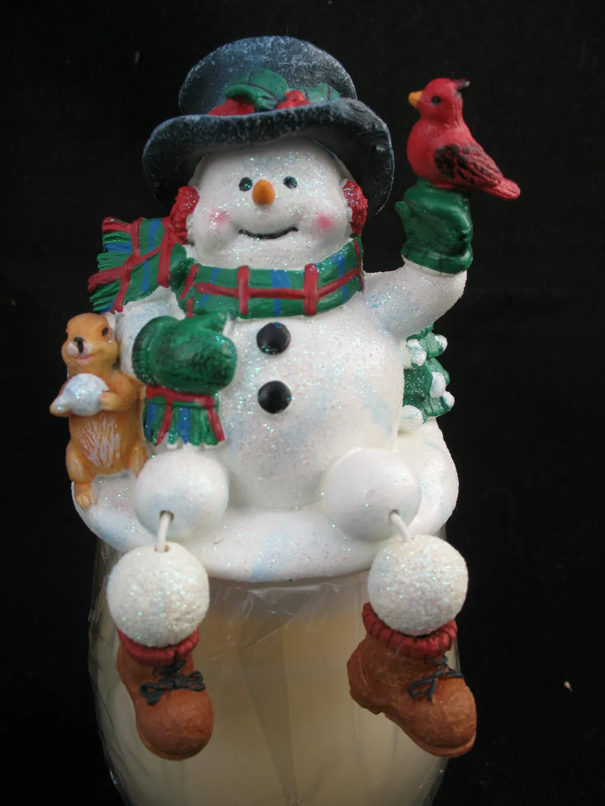 NEW AVON Christmas Holiday WINTER SNOWMAN Figurine SCENTED Perfume CANDLE GLASS JAR Box Candles Decors